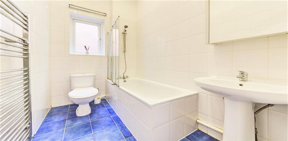 			Studio Apartment, 1 bath, 1 reception Flat			 Cotleigh Road, West Hampstead